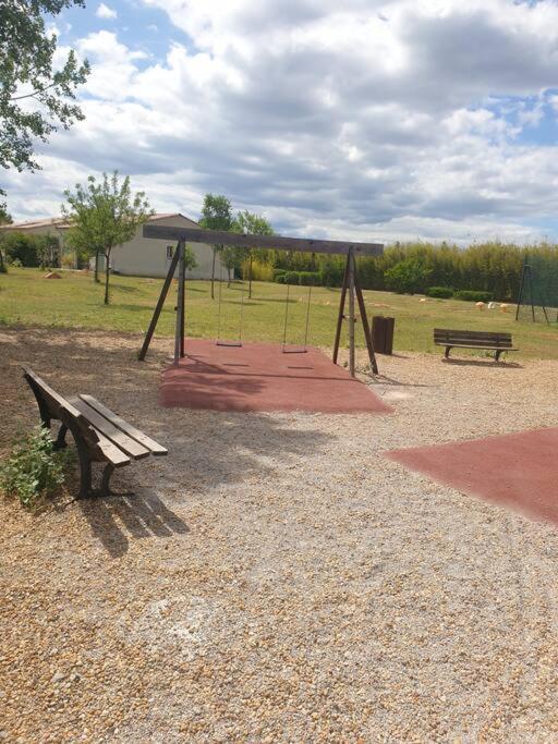 Agreable Villa En Petite Camargue 35 M2 Wifi Gallargues-le-Montueux Luaran gambar